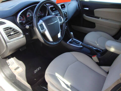 2012 Chrysler 200 Touring