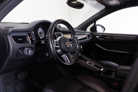 2016 Porsche Macan S