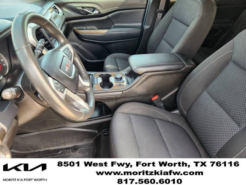 2023 GMC Acadia SLE