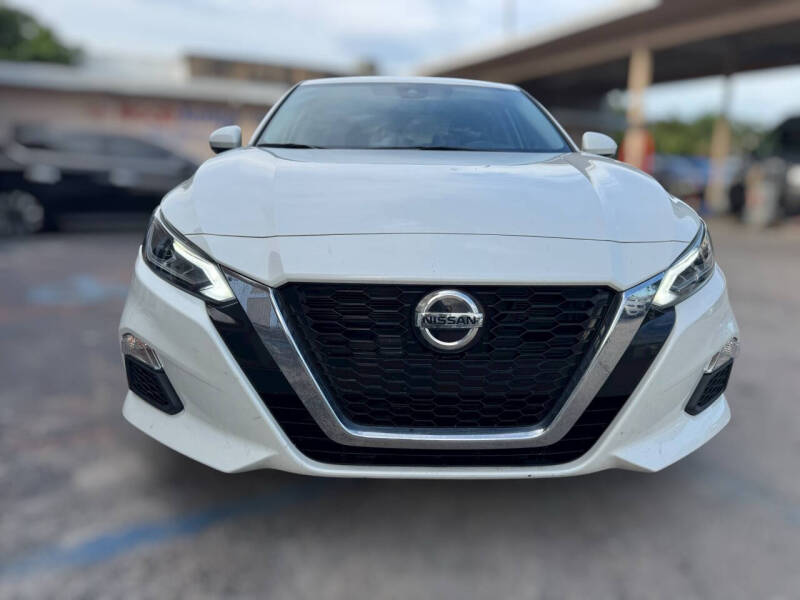 2021 Nissan Altima 2.5 SV