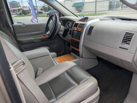 2008 Chrysler Aspen Limited