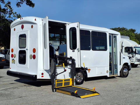 2018 Ford E-Series E-450 SD