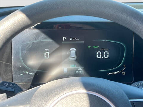 2024 Kia Sportage Hybrid LX