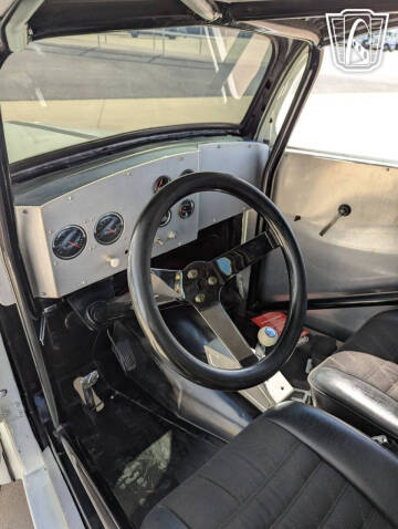 1948 Ford Anglia