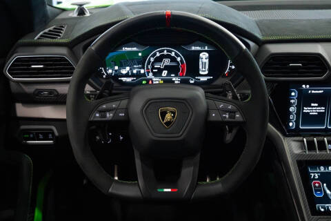 2024 Lamborghini Urus Performante