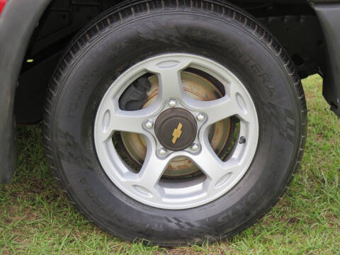2001 Chevrolet Tracker ZR2