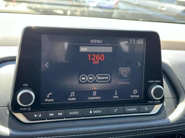 2022 Nissan Rogue SV