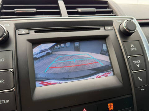 2015 Toyota Camry SE