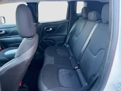 2023 Jeep Renegade Trailhawk