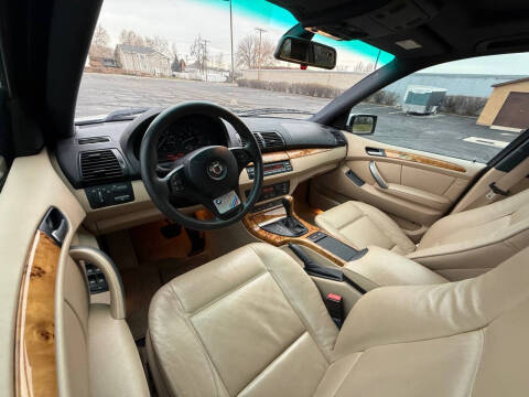2005 BMW X5 4.4i