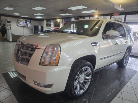 2012 Cadillac Escalade Platinum Edition