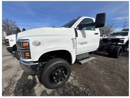 2024 Chevrolet Silverado 5500HD