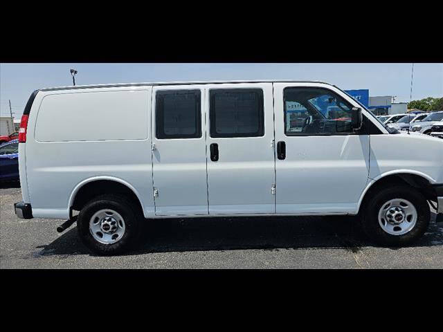 2023 GMC Savana 2500