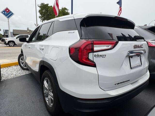 2023 GMC Terrain SLE