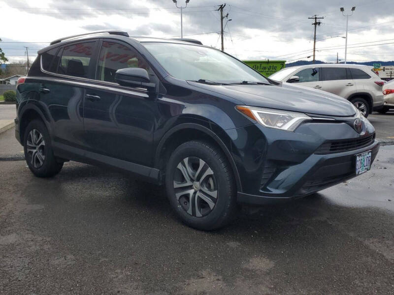 2018 Toyota RAV4 LE