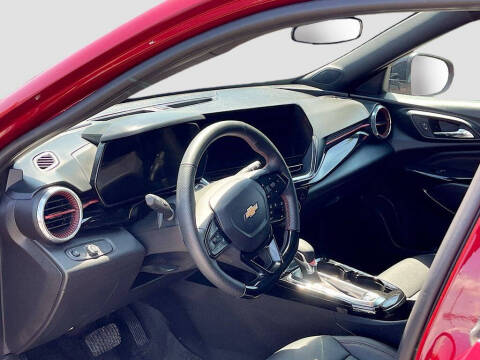 2025 Chevrolet Trax RS