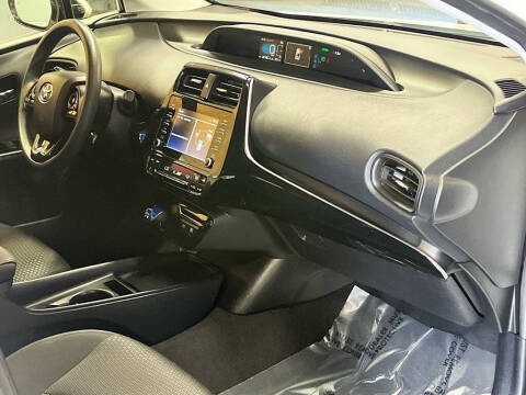 2020 Toyota Prius LE AWD-e