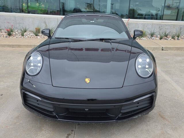2021 Porsche 911 Carrera