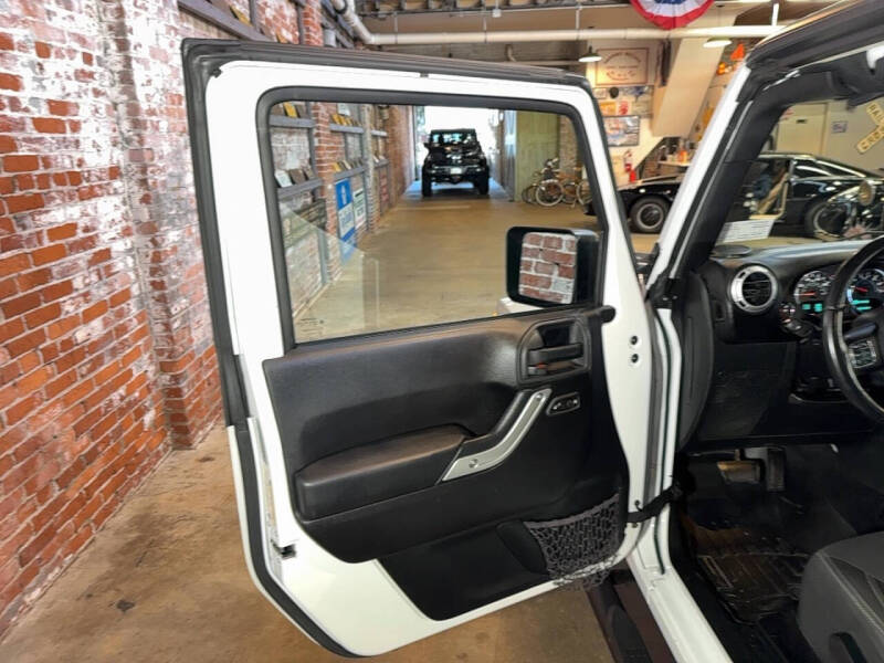 2015 Jeep Wrangler Sahara