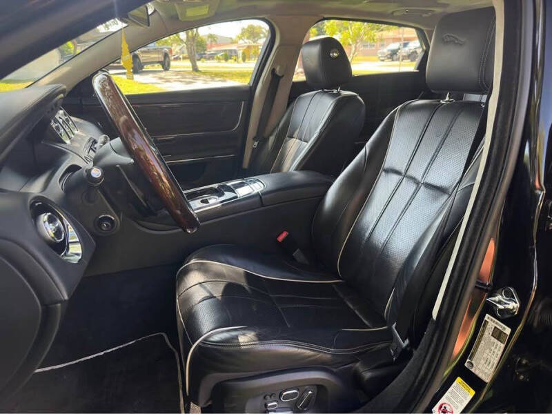 2011 Jaguar XJL