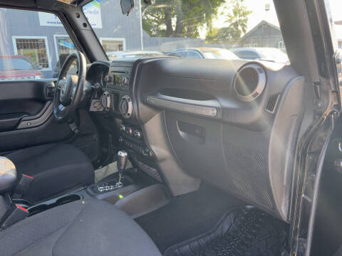 2016 Jeep Wrangler Unlimited Sport