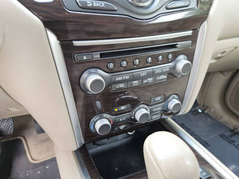 2015 Nissan Pathfinder SL