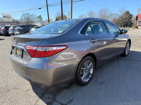 2017 Toyota Camry SE