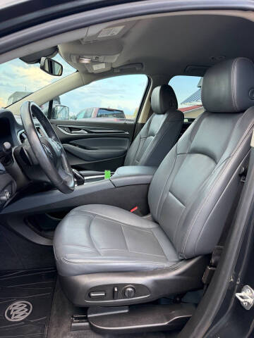 2019 Buick Enclave Essence