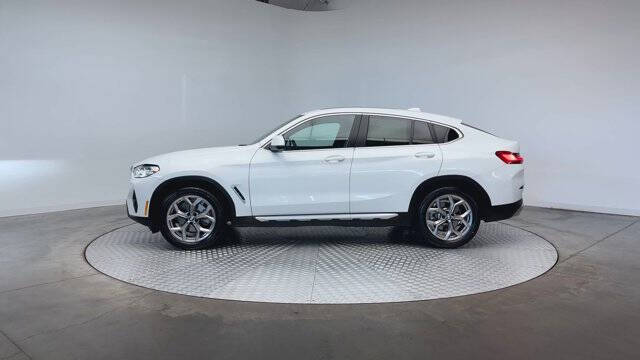 2022 BMW X4 xDrive30i