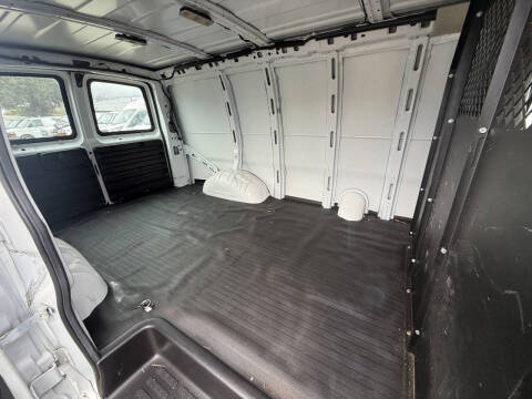 2021 Chevrolet Express 2500
