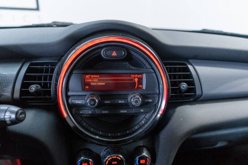 2016 MINI Hardtop 4 Door Cooper