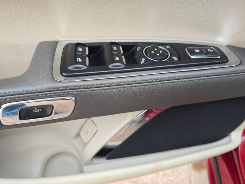 2019 Lincoln Continental Select