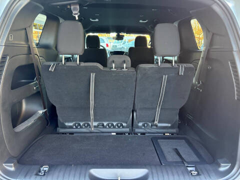 2024 Chrysler Pacifica Touring