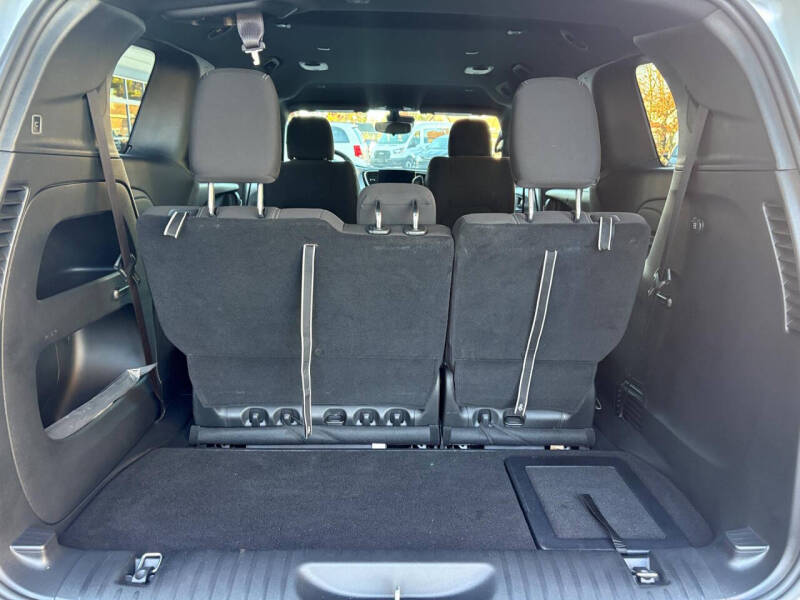 2024 Chrysler Pacifica Touring