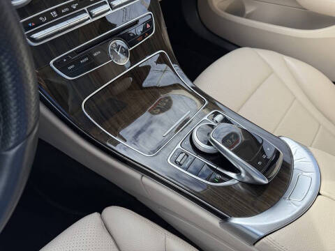 2016 Mercedes-Benz C-Class C 300 Luxury 4MATIC