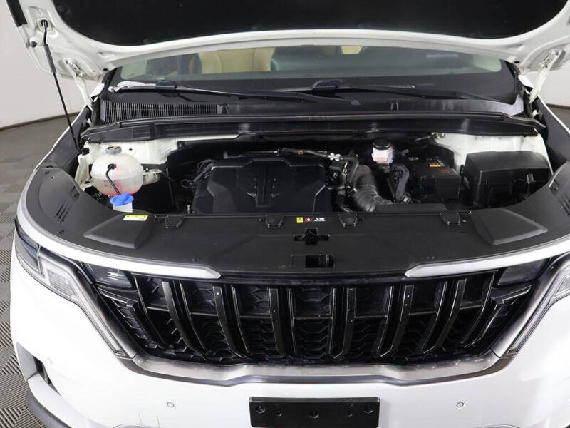 2023 Kia Carnival EX