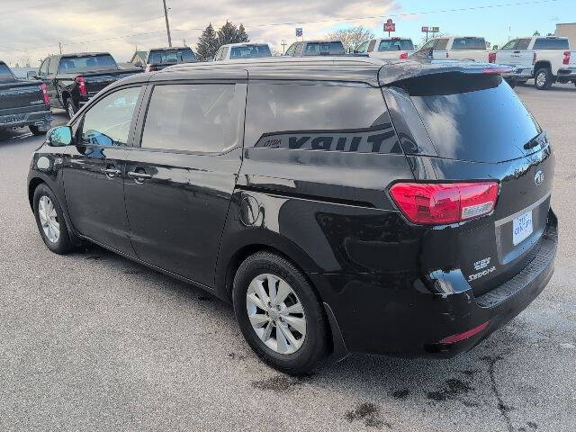 2016 Kia Sedona LX