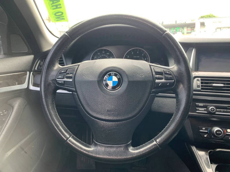 2014 BMW 5 Series 528i