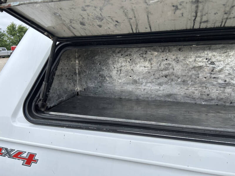 2016 ARE 8' Contractor Camper Shell