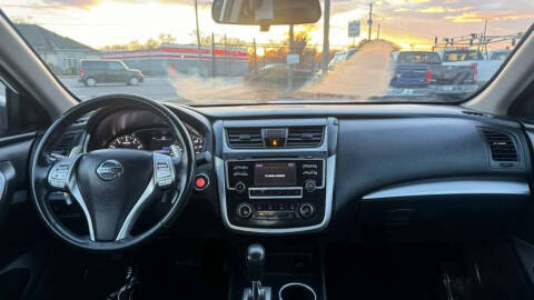 2016 Nissan Altima 2.5 SR