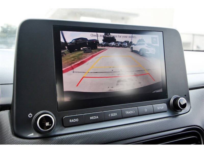 2023 Hyundai Kona SE