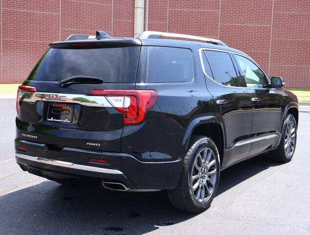 2023 GMC Acadia Denali