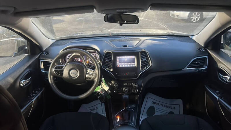 2020 Jeep Cherokee Latitude