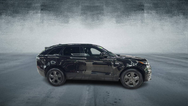 2025 Land Rover Range Rover Velar P250 Dynamic SE
