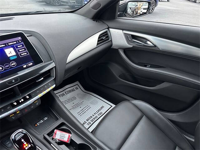 2022 Cadillac CT5 Luxury