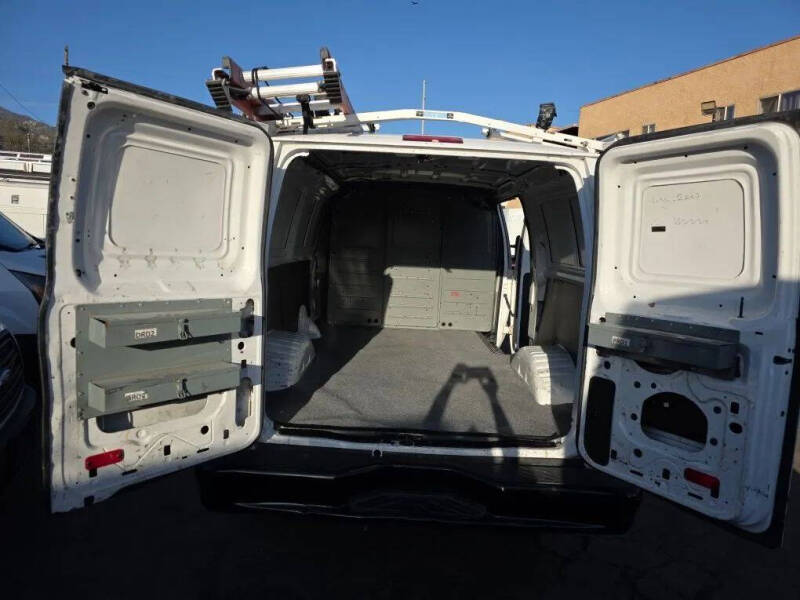 2011 Ford E-Series E-350 SD