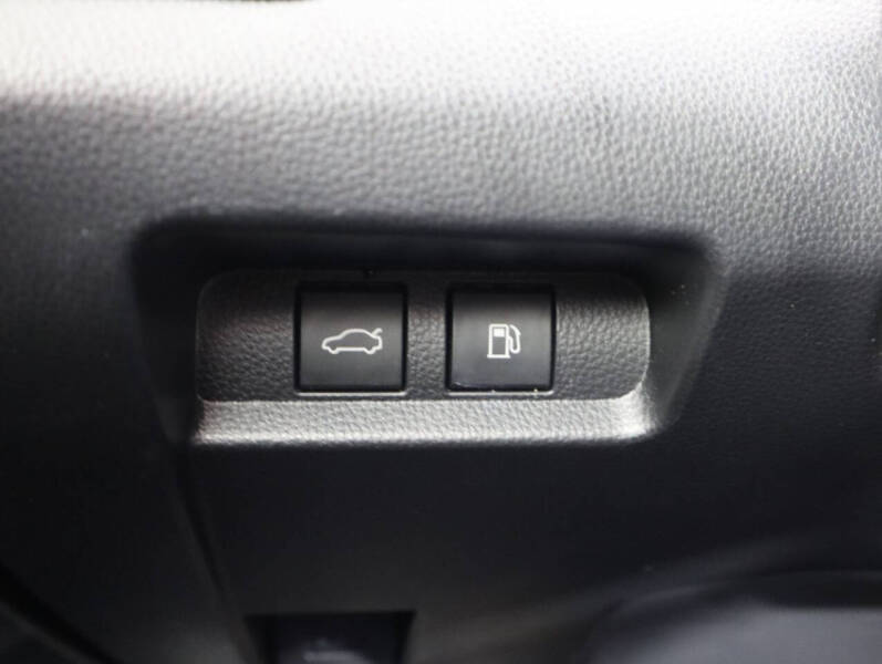 2025 Toyota Crown XLE