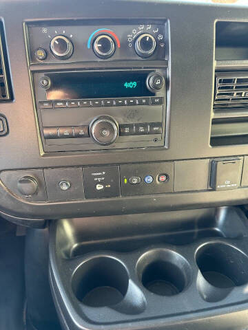 2021 Chevrolet Express 2500