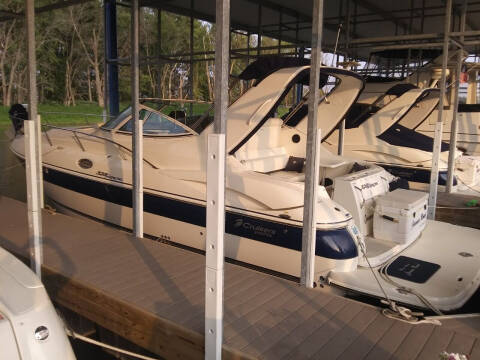 2006 Cruiser Yachts 320 Express for sale at Toy Flip LLC in Cascade IA
