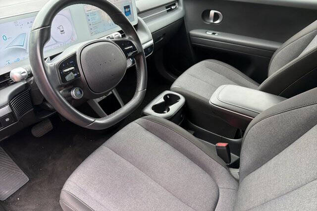 2024 Hyundai Ioniq 5 SE